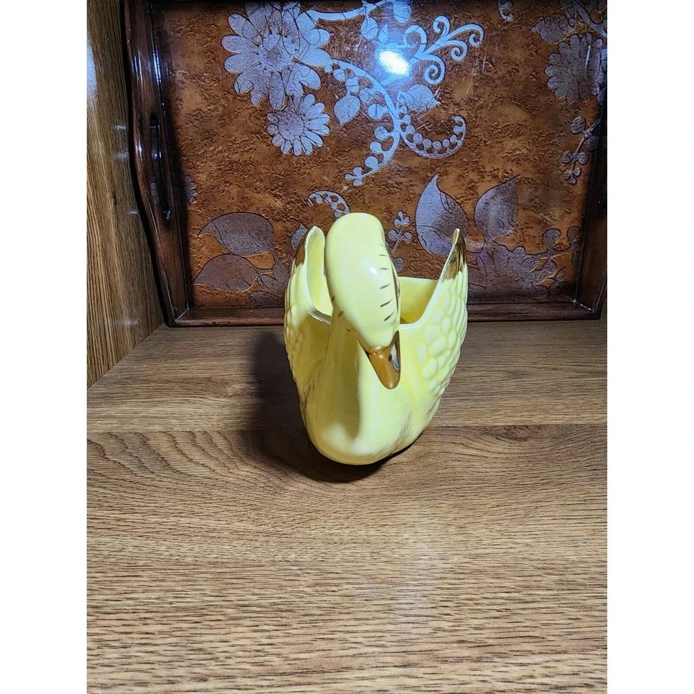 Vintage Holley‎ Ross Yellow Lustreware Gold Trim Swan Small Planter